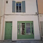 Appartement De Charme Au Coeur De La Roquette