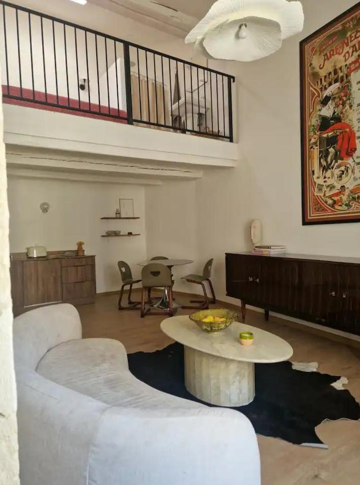 De Charme Au Coeur De La Roquette Apartment